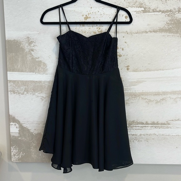 Black Un Deux Trois Girls Dress Size 10 - Picture 1 of 6
